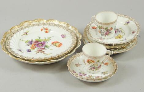 Various items of early 20thC Dresden porcelain