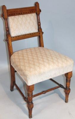 A 19thC oak arts and crafts hall chair
