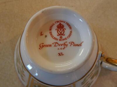 An extensive Royal Crown Derby green Derby panel part dinner tea and coffee service - 2