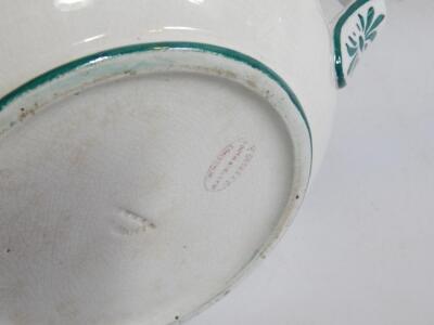 To GR270716. A 19thC Wemyss Pottery chamber pot - 2