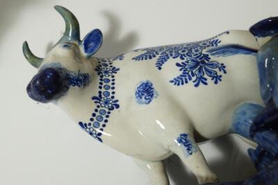 To GR270716. A pair of early 19thC Dutch Delft blue and white milkmaid and cow groups - 3