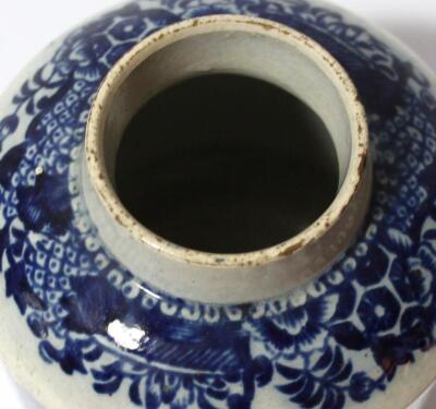 An early 19thC Staffordshire pearlware blue and white inkwell - 3