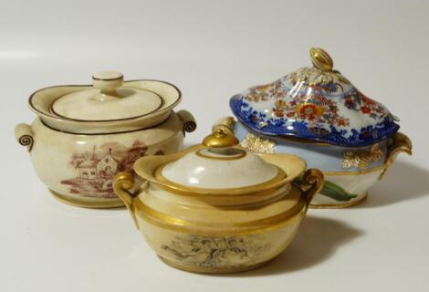 Three various lidded sucriers