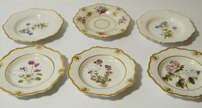 A quantity of 19thC porcelain plates