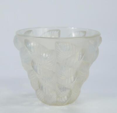 To BC240816. A Lalique opalescent glass vase decorated in the Moissac pattern