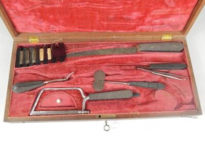 A 19thC field surgeon's amputation instrument set - 2