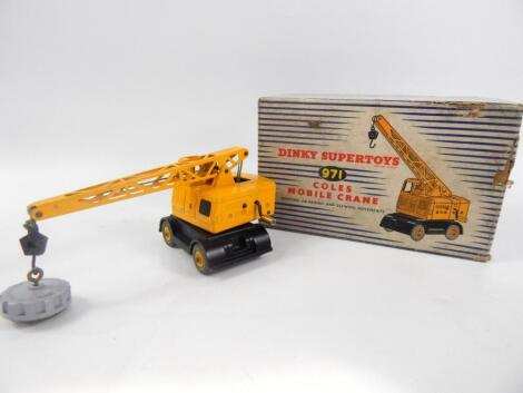 A Dinky Supertoys Coles Mobile Die-Cast crane