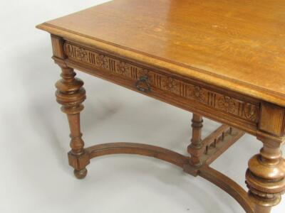 A Carolean style draw leaf dining table - 2