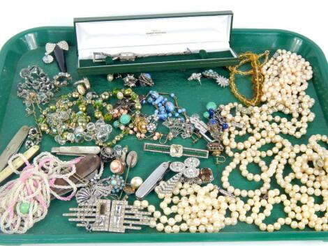 Silver and costume jewellery