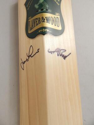 A Laver & Wood New Zealand cricket bat - 2