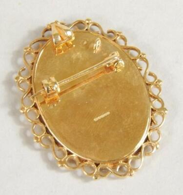 A 20thC portrait brooch - 2