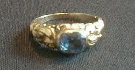 A Victorian stone set dress ring