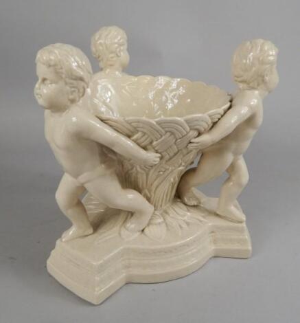 A Creamware centrepiece