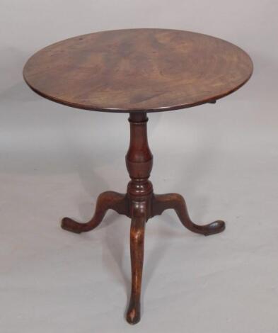 A George III mahogany tilt top table