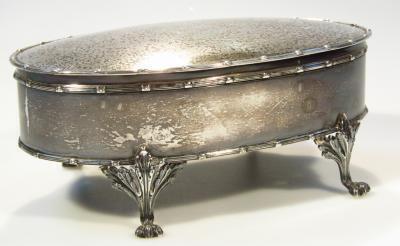 An Edwardian silver jewellery casket