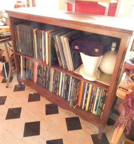 A 19thC Continental oak open bookcase