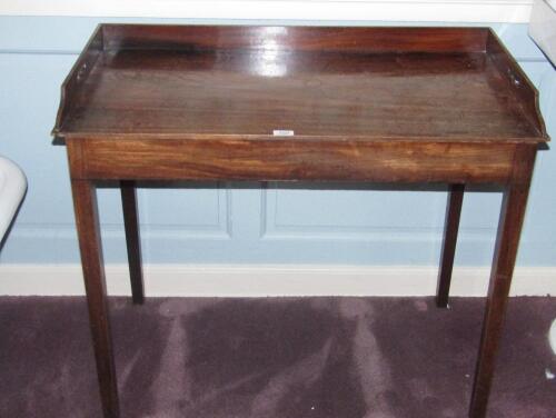 An mahogany washstand