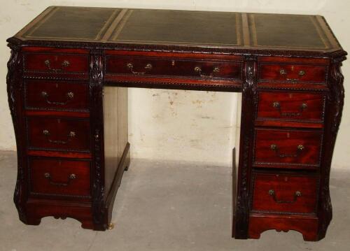 A late 19thC / early 20thC mahogany kneehole desk