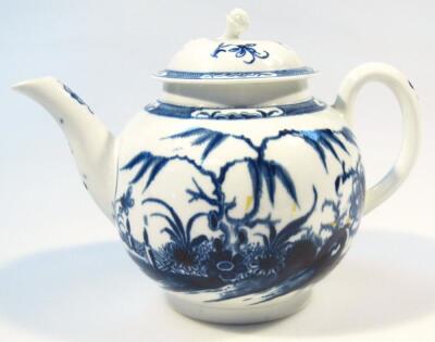 An 18thC Worcester blue and white teapot