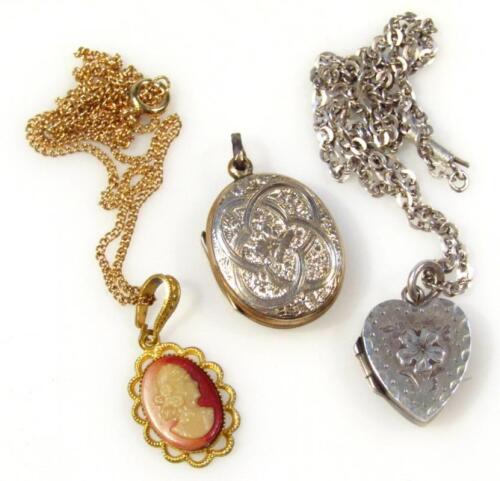 Various jewellery