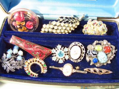 Various costume jewellery - 2