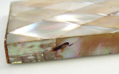 A 19thC mother of pearl cigar case - 5