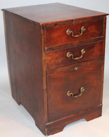 A 19thC mahogany pedestal desk cabinet