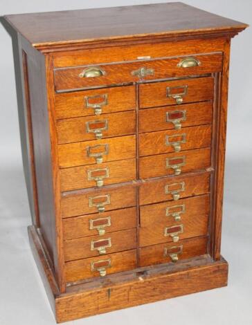 An early 20thC oak Ezy filing chest