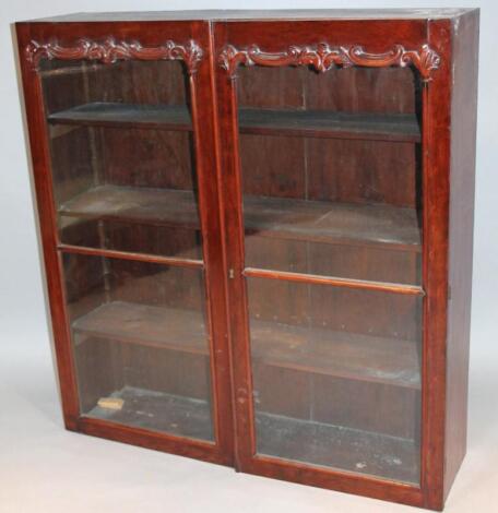 A 19thC mahogany bookcase top