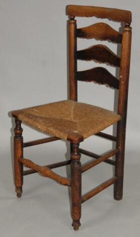 An early 19thC ash and elm country kitchen chair