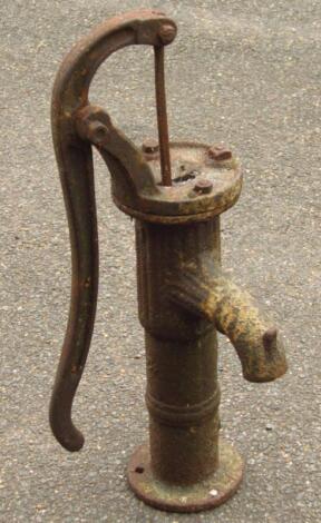 A late 19th/early 20thC water pump top