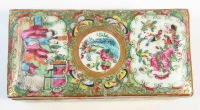 A 19thC Cantonese famille rose casket - 2