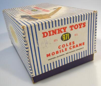 A Dinky Toys Cole's mobile crane - 3