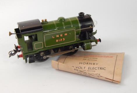 A Hornby tinplate electric 20 volt 0-4-0 No 1 locomotive