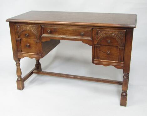 An oak dressing table