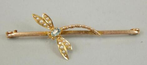 A bar brooch