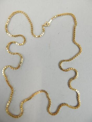 A 9ct gold (import) box link chain