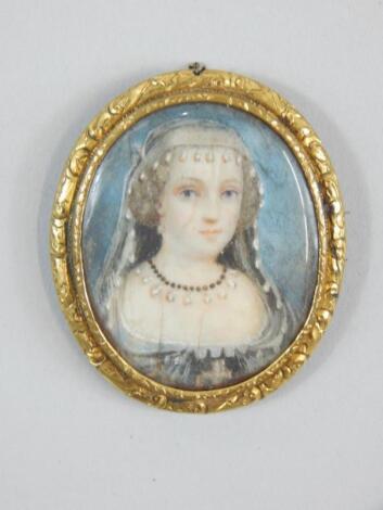 A portrait brooch