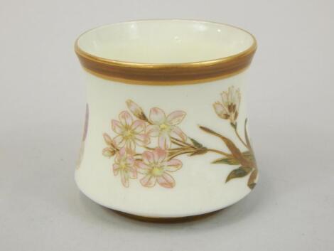 An early 20thC Royal Worcester vase no. 998/E