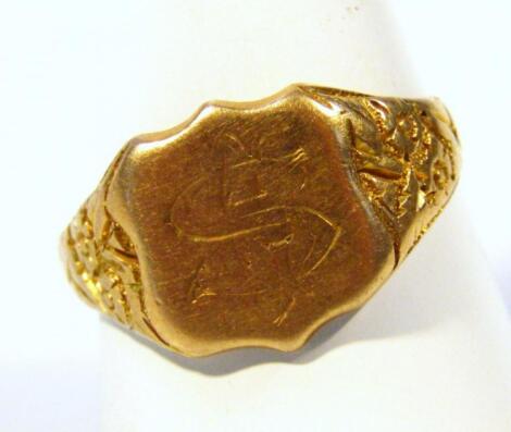 Gentleman's 18ct gold signet ring