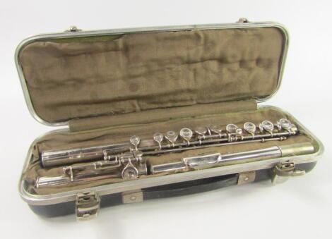 A Boosey & Hawkes flute