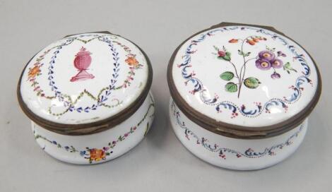 A 19thC enamelled patchbox