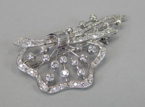 An Art Deco style diamond set brooch