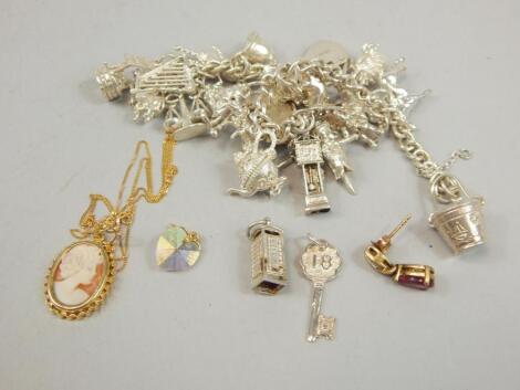 Various jewellery etc