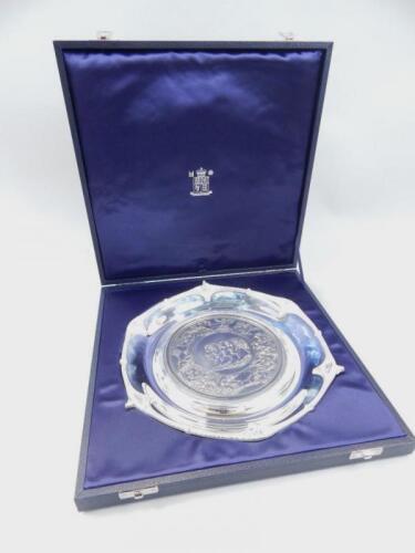 An Elizabeth II Royal Mint silver Waterloo salver