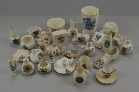 A large quantity of crested wares relating to Lincolnshire