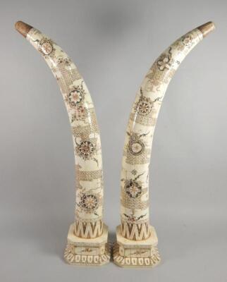 An unusual pair of early 20thC Japanese bone tusks - 4