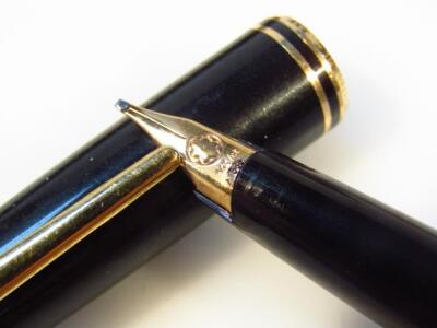 A Mont Blanc Classic fountain pen - 3