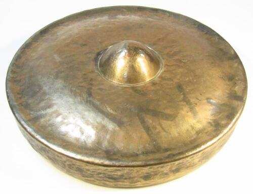 An early 20thC brass dinner gong