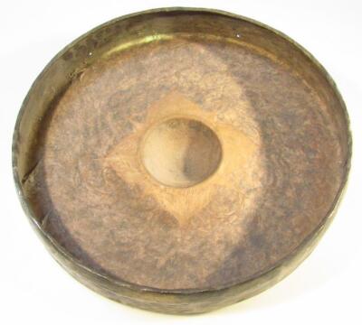 An early 20thC brass dinner gong - 2